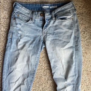 Levi’s boyfriend jeans